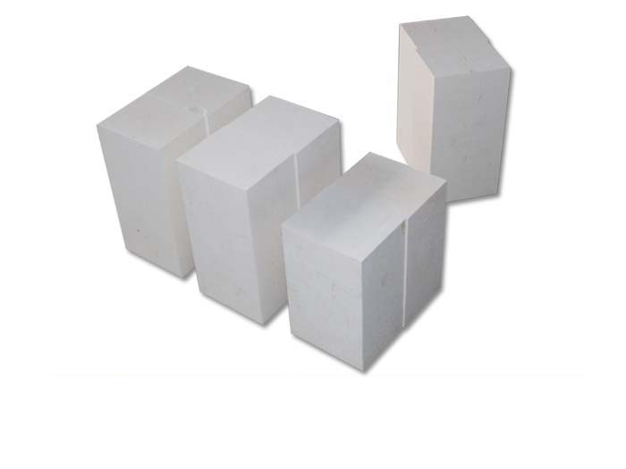 燒結(jié)剛玉磚特點